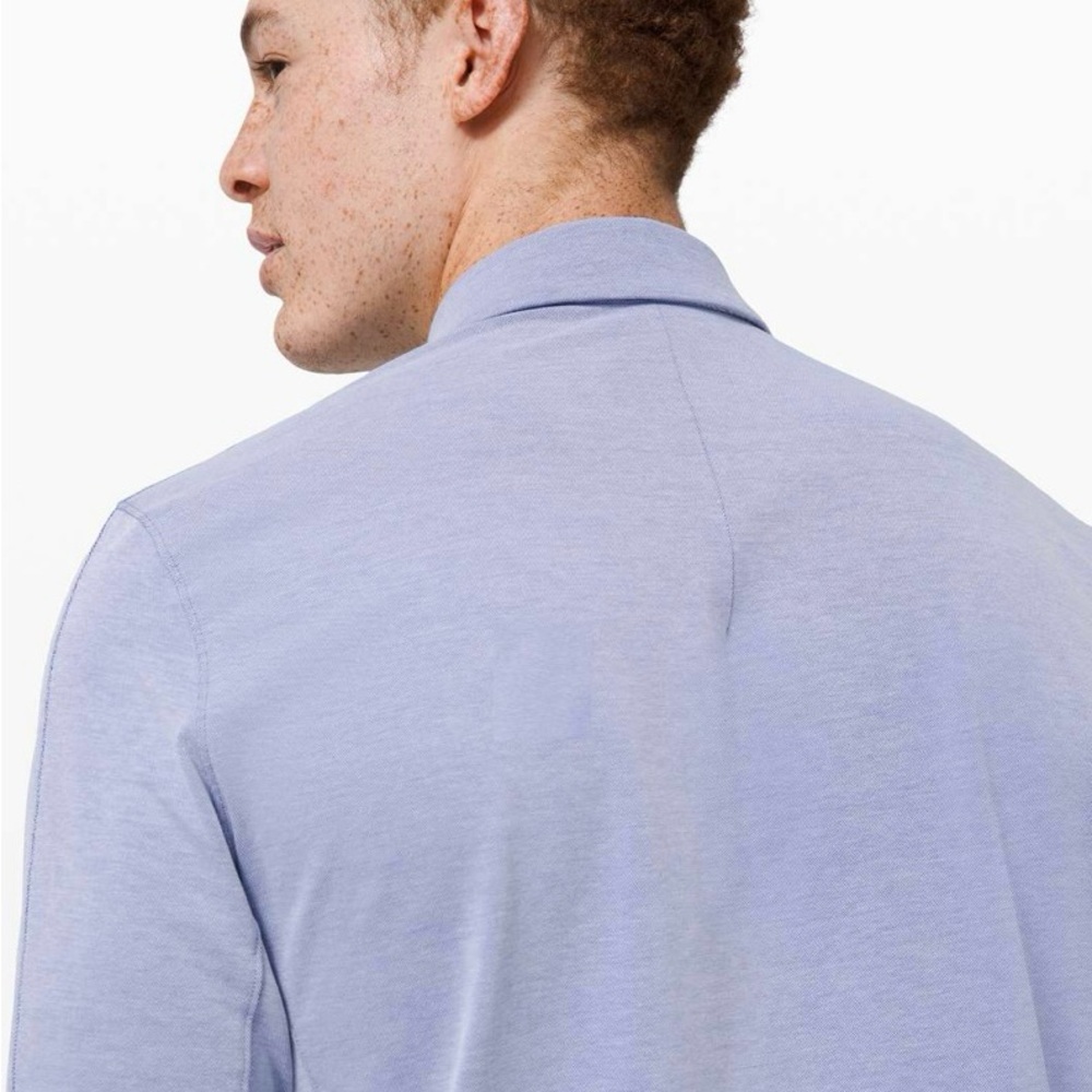 lululemon athletica Men's Sky Blue Button Down Shirt - Picture 4 of 7